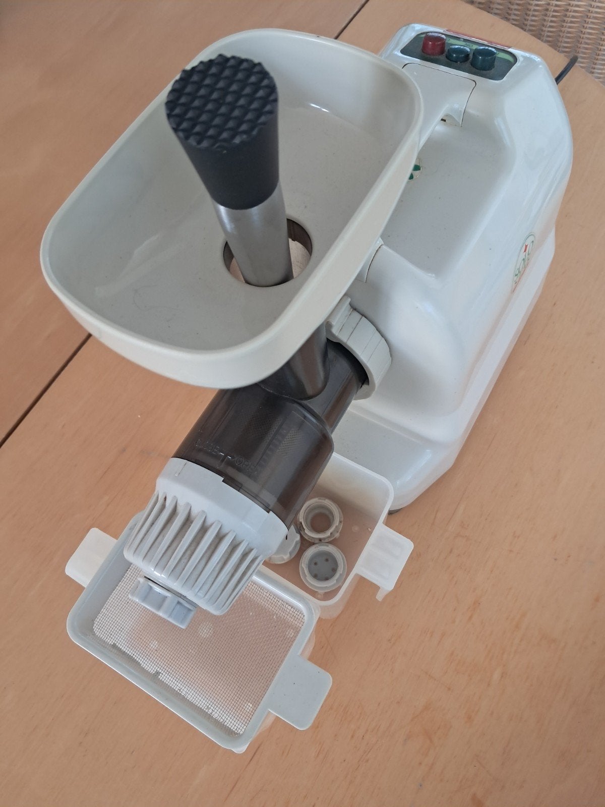 Solo Star II Slowjuicer incl. handpers, Witgoed en Apparatuur, Keukenmixers, Minder dan 1 liter, Ophalen, Zo goed als nieuw, 1 snelheid