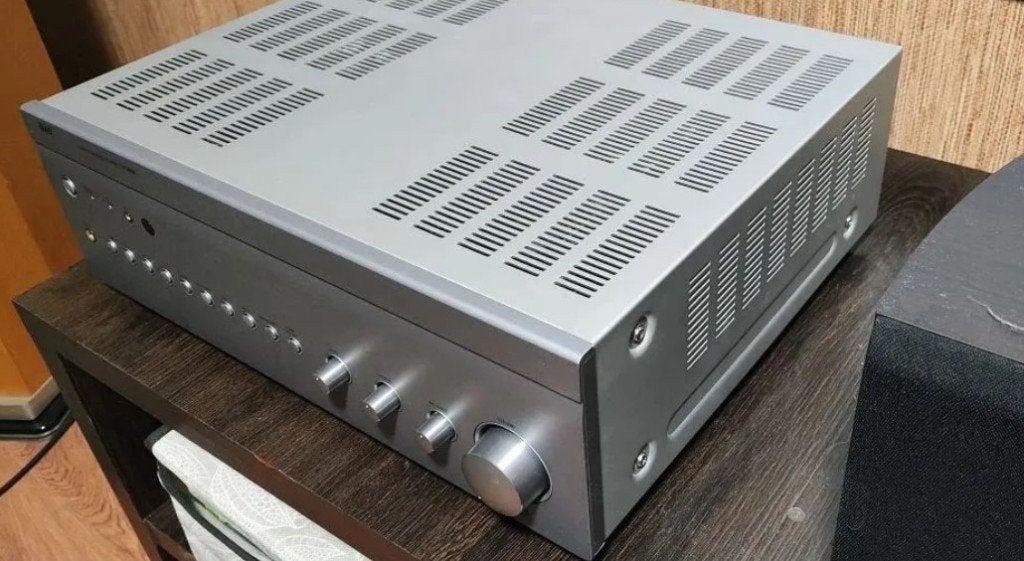 NAD C375BEE Stereo Versterker – Topklasse Hi-Fi, Audio, Tv en Foto, Versterkers en Receivers, Ophalen of Verzenden, 120 watt of meer