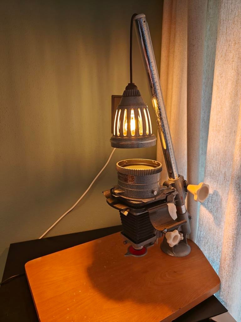 Vintage industriële lamp – gemaakt van Meopta opemus 2a, Ophalen