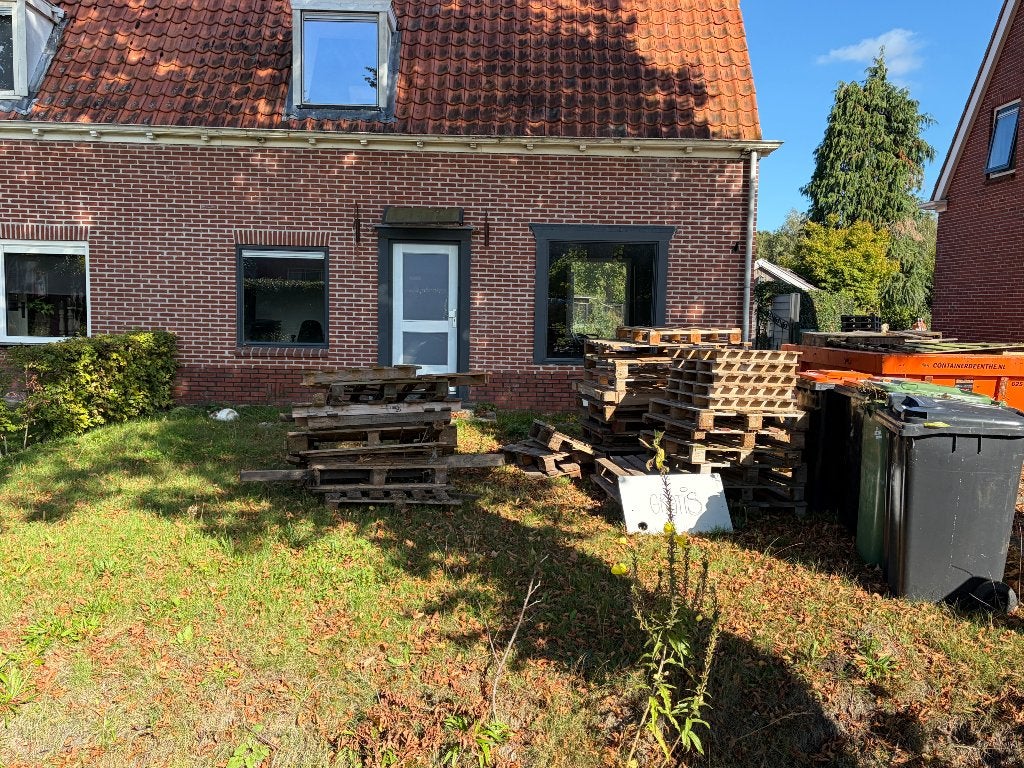 Gebruikte pallets uit opslag, Minder dan 3 m³, Ophalen, Overige houtsoorten