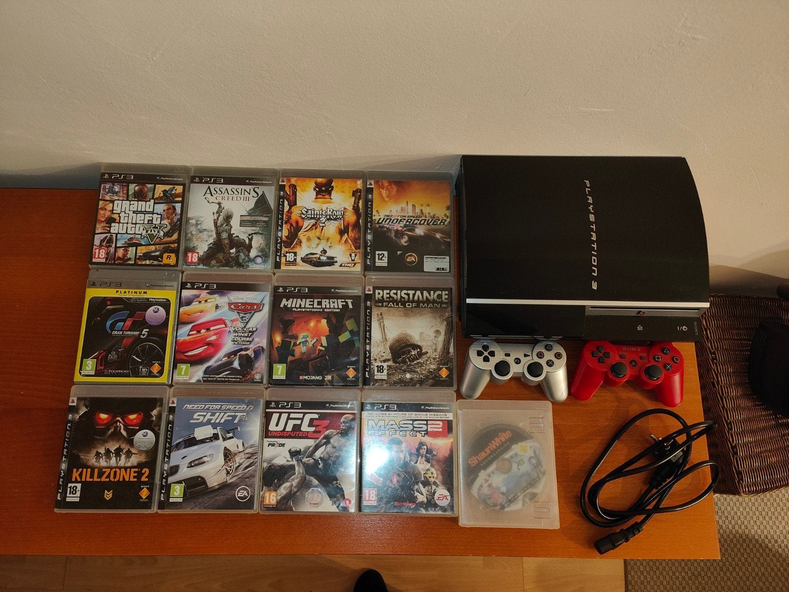 PlayStation 3 (PS3) met 2 controllers en 12 games, Gebruikt, Phat, Met 2 controllers, Met harde schijf