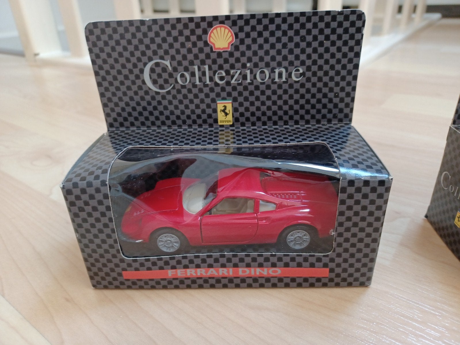 Shell Collezione Ferrari Dino & F40 modelauto's, Hobby en Vrije tijd, Modelauto's | 1:43, Ophalen of Verzenden, Nieuw, Auto