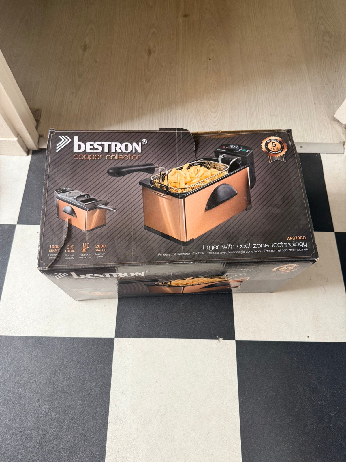 Frituurpan nieuw in doos, Ophalen, Zo goed als nieuw