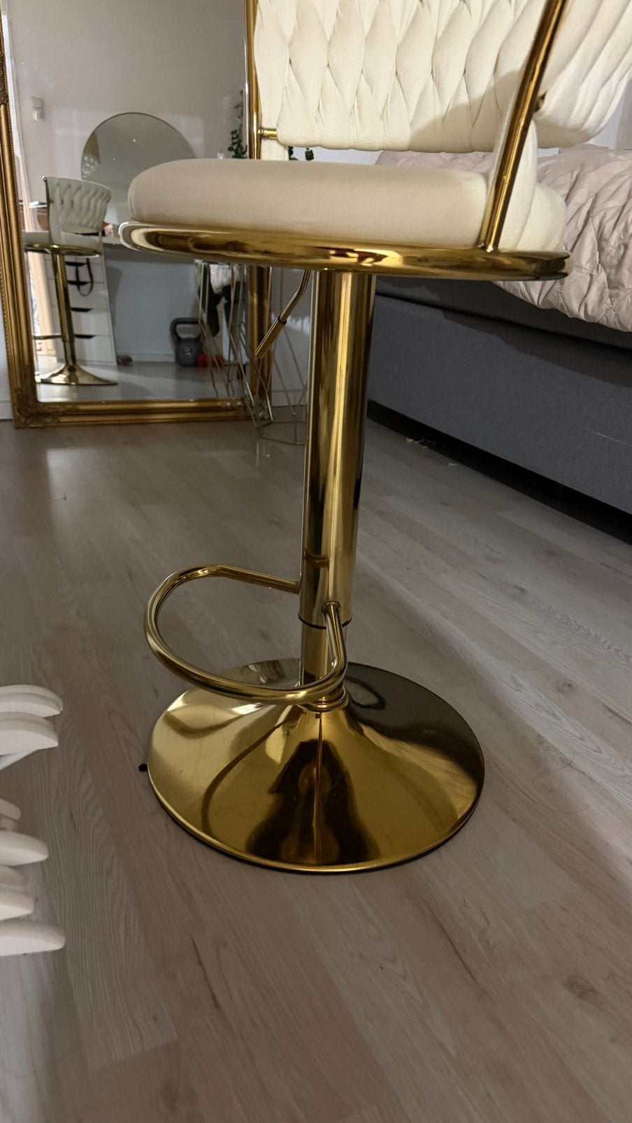Luxe gouden barstoel / make-up stoel – crème & goud, Huis en Inrichting, In hoogte verstelbaar, 60 tot 90 cm, Ophalen of Verzenden