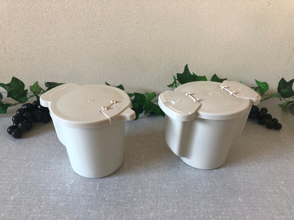 TUPPERWARE roomstel suiker en melk kannetje in 3 kleuren, Gebruikt, Overige kleuren, Beker of Kan, Ophalen of Verzenden