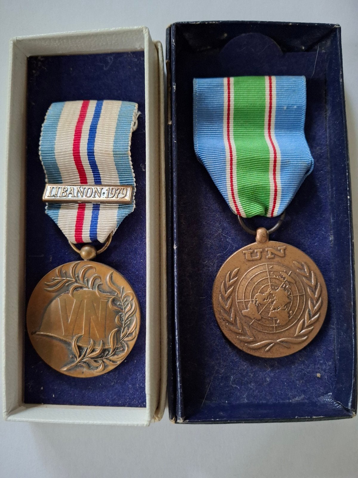 Medaille set Unifil Libanon, Ophalen of Verzenden, Landmacht, Nederland, Lintje, Medaille of Wings