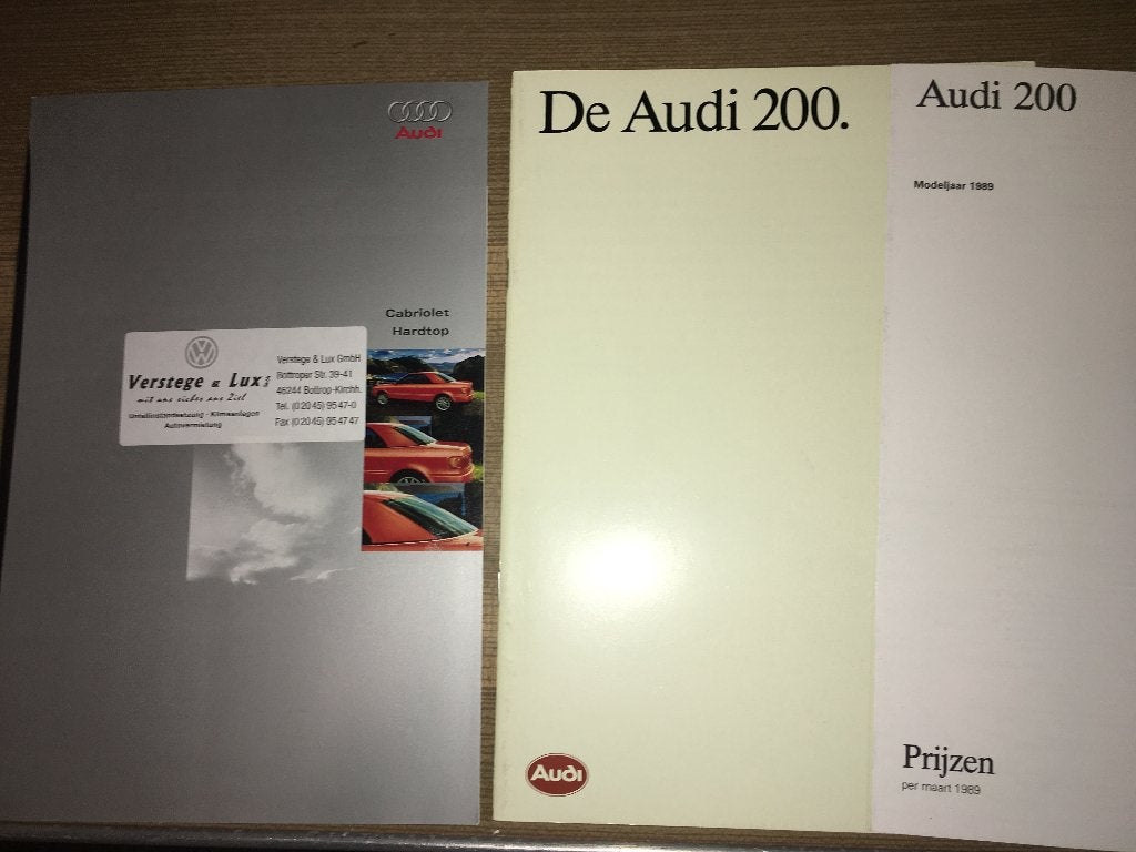 2x Audi 200 1989 folders brochures prijslijst Nederland, Ophalen of Verzenden, Zo goed als nieuw, Audi