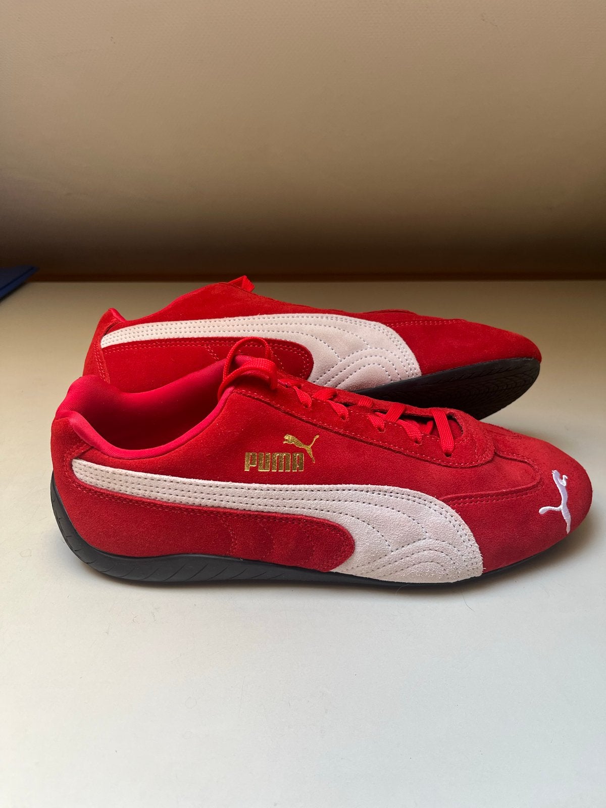Puma Speedcat LS sneakers rood - Maat 43, Kleding | Heren, Ophalen of Verzenden, Zo goed als nieuw, Sneakers of Gympen