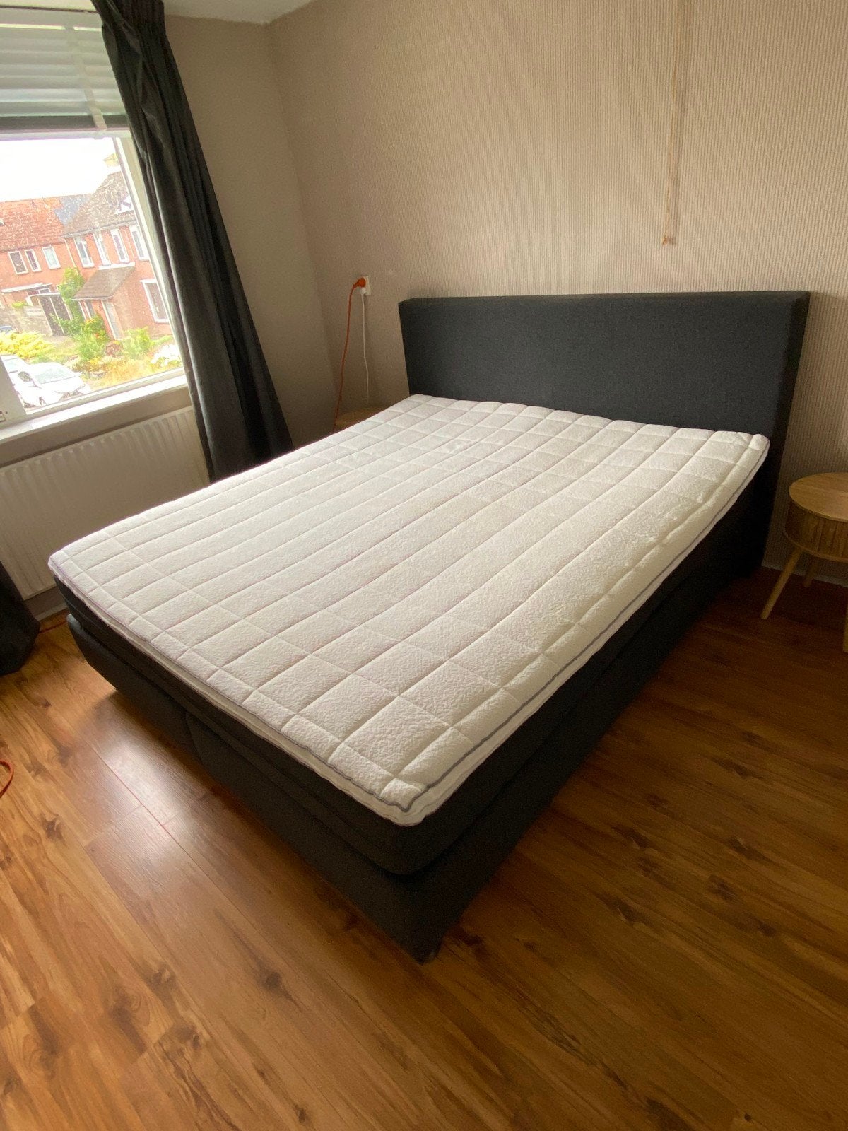 Tweepersoons boxspring met matras en topper, Gebruikt, Tweepersoons, Ophalen of Verzenden, 180 cm