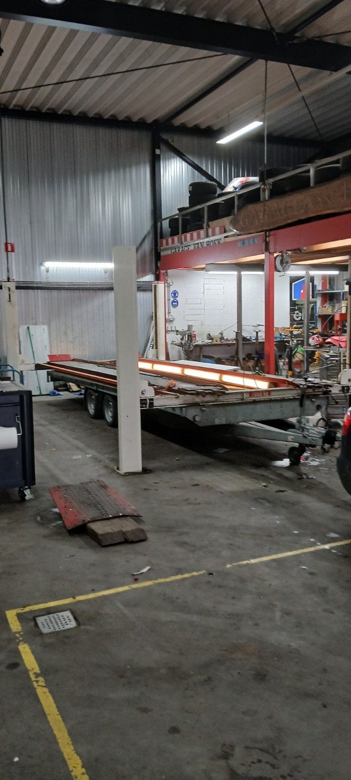 koni 4 koloms hefbrug 7000kg, Ophalen