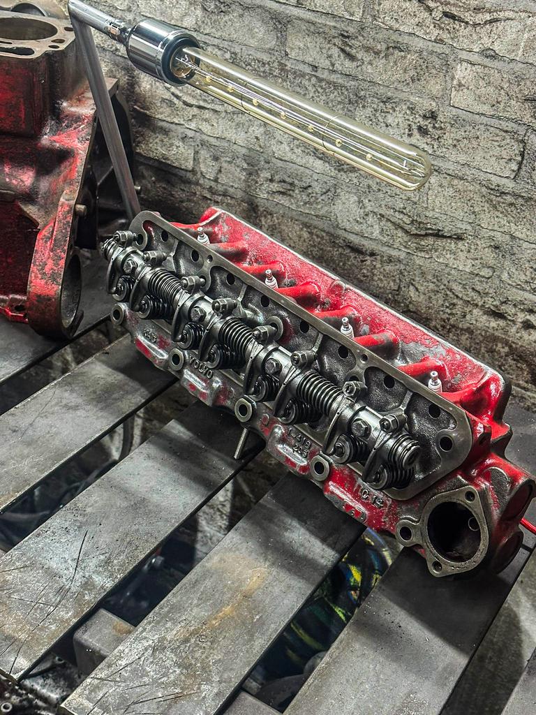Unieke Motorblok Lamp - Industriële Stijl Volvo B18, Ophalen of Verzenden, Gebruikt