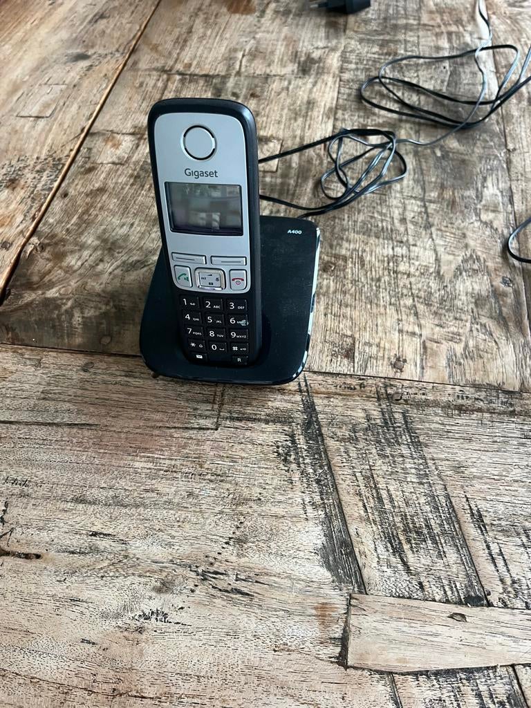 Gigaset A400 draadloze telefoon met basisstation, Telecommunicatie, Ophalen of Verzenden, Gebruikt, 1 handset