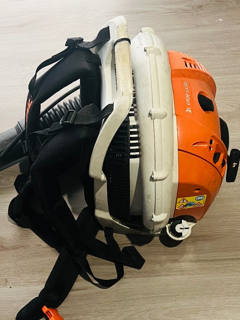 Bladblazer Br 550 275€, Ophalen, Gebruikt, Ruggedragen, Stihl