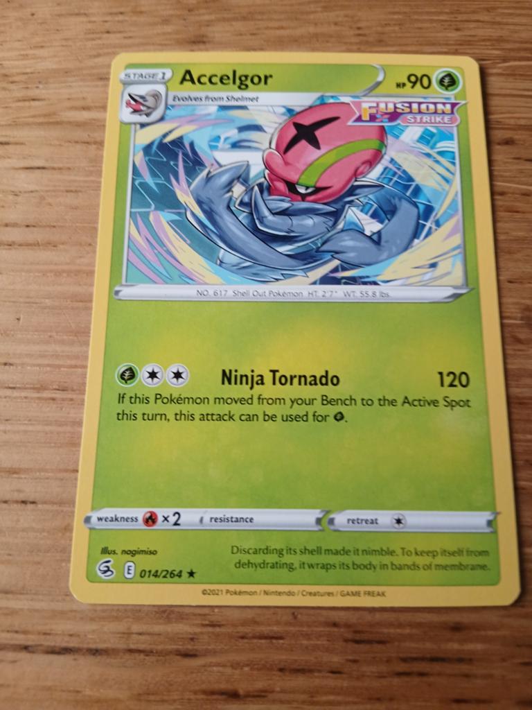Accelgor 014/264 Fusion Strike Pokémon Kaart, Ophalen of Verzenden, Zo goed als nieuw, Losse kaart