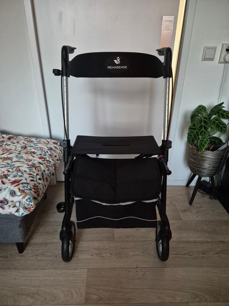 Rehasense rollator, Diversen, Rollators, Ophalen, Lichtgewicht, Zo goed als nieuw