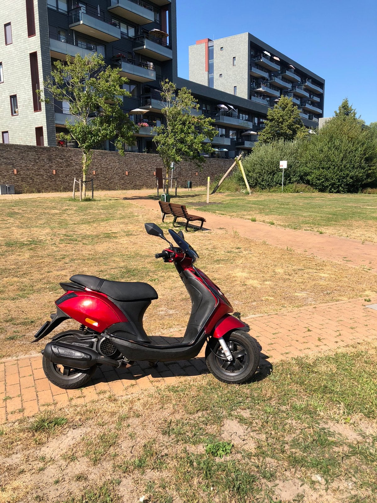 Piaggio zip 125cc AC 2t op brom 2014 2t frame, Ophalen of Verzenden, Zo goed als nieuw, Tweetakt, Zip