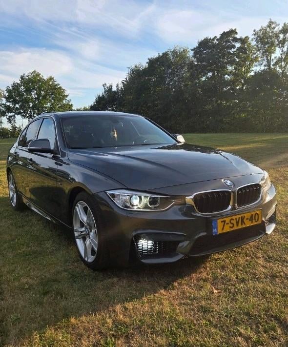 BMW 3-Serie 320iED sport M-Pakket, Achterwielaandrijving, 74 €/maand, 4 cilinders, Handgeschakeld