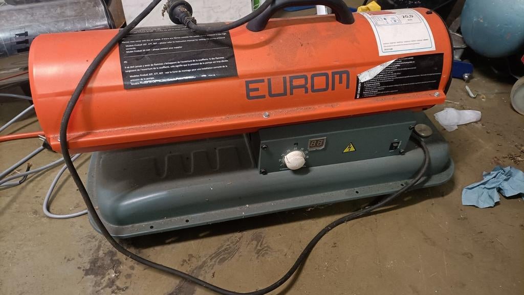 Eurom fireball 20t heteluchtkanon op diesel of petroleum, Ophalen, 30 tot 80 cm, Kachel, Zo goed als nieuw