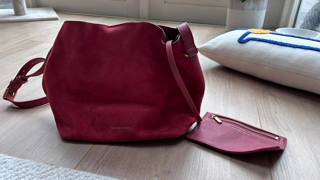 Prachtige Charles & Keith tas - Zo goed als nieuw!, Ophalen of Verzenden, Zo goed als nieuw, Rood, Handtas