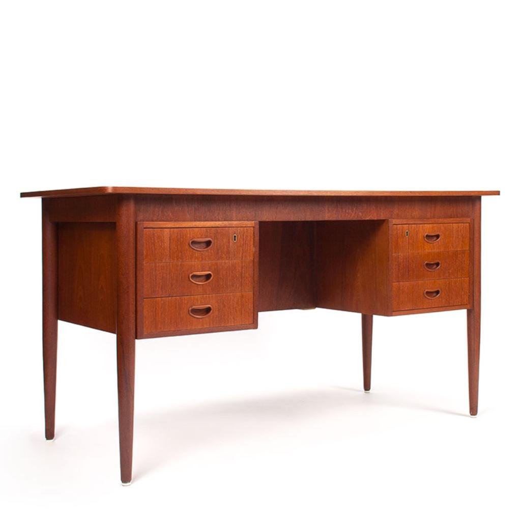 Deens teakhouten vintage bureau jaren zestig, Huis en Inrichting, Ophalen, Gebruikt