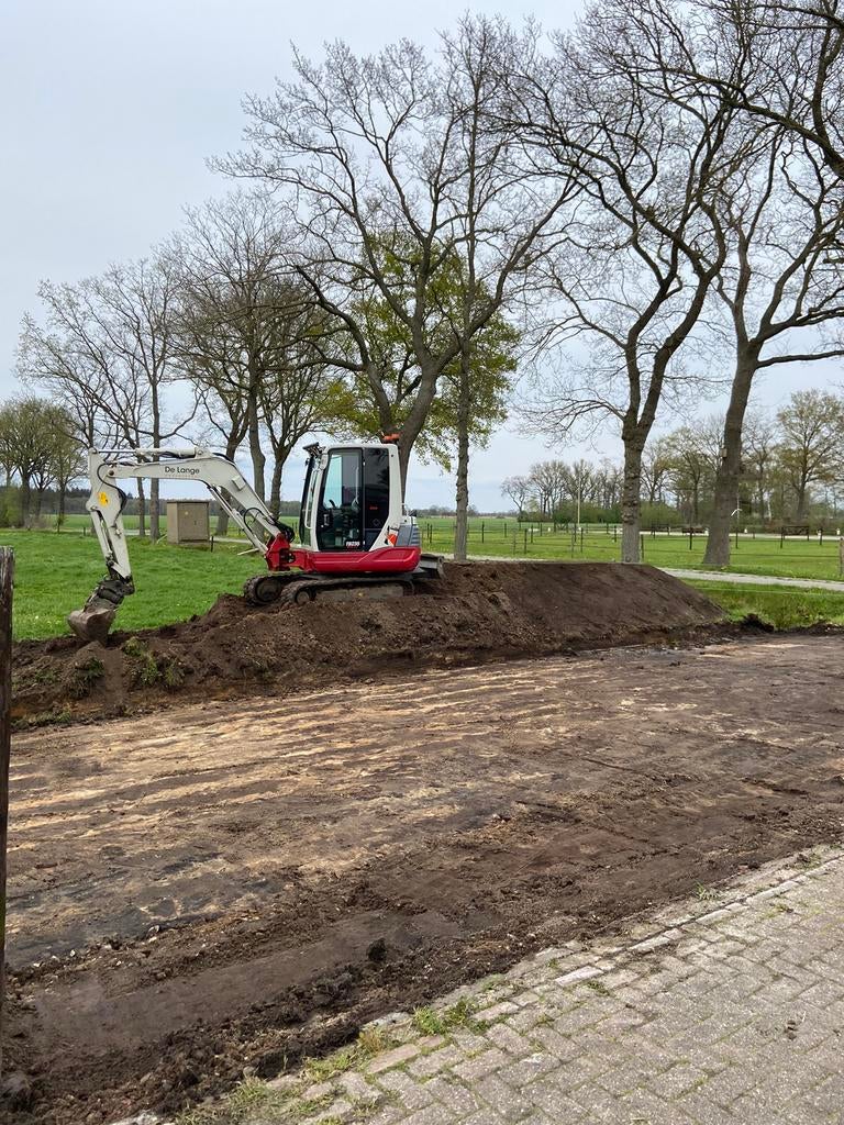 Minikraan verhuur, loonwerk, rijbodems, graafmachines,, Tuin- of Vijveraanleg