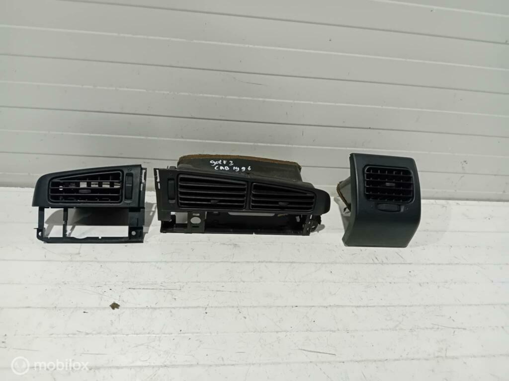 Luchtrooster dashboard Volkswagen Golf 3, Gebruikt, Ophalen of Verzenden