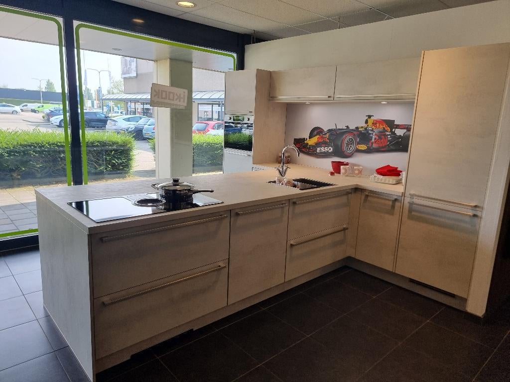 OB026 - Rialto beton Showroomkeuken, Huis en Inrichting, Keuken | Complete keukens, Nieuw, Overige typen, Hoogglans of Gelakt