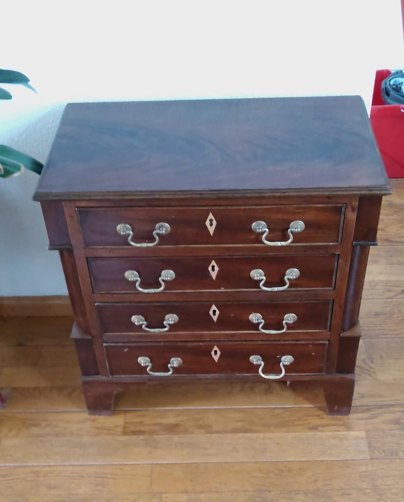 Mooi mahoniehouten ladekastje, Antiek en Kunst, Antiek | Meubels | Kasten, Ophalen