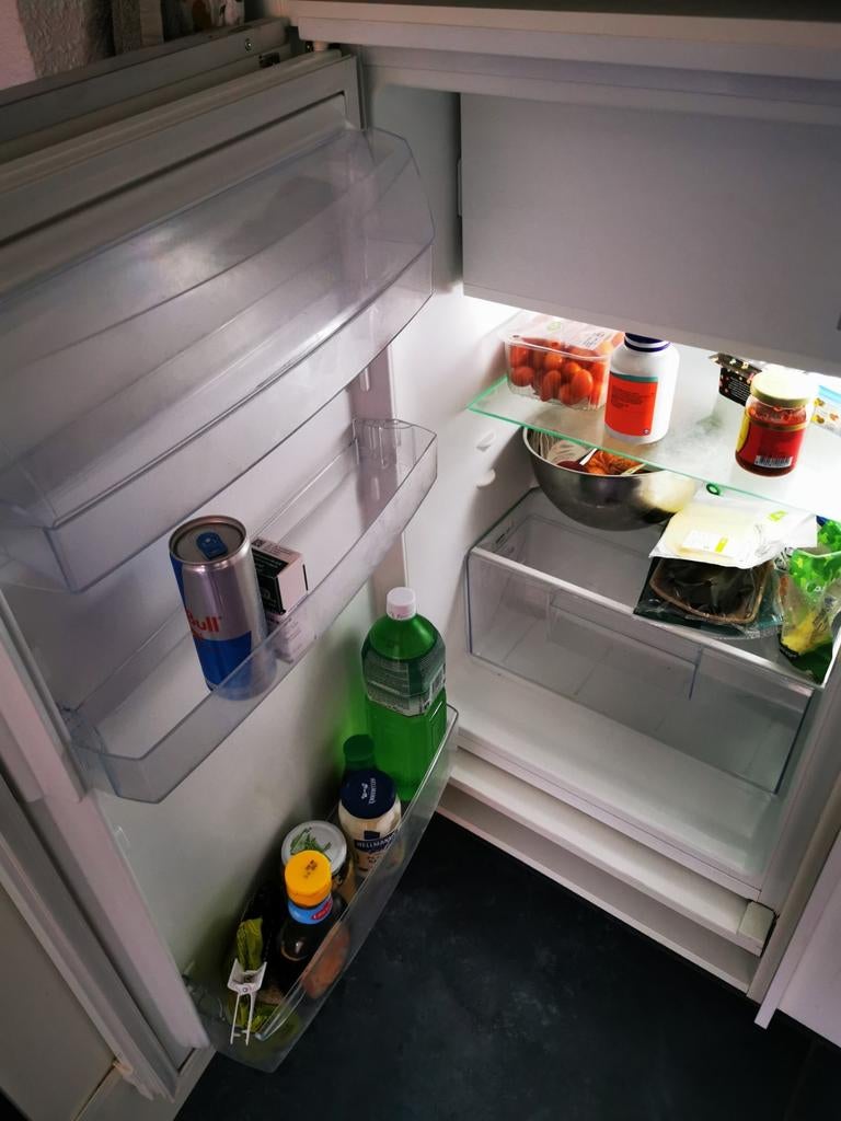 Hele nette goedwerkende inbouwkoelkast Svalkas ikea a+++, 200 liter of meer, Ophalen, Zo goed als nieuw, Met vriesvak