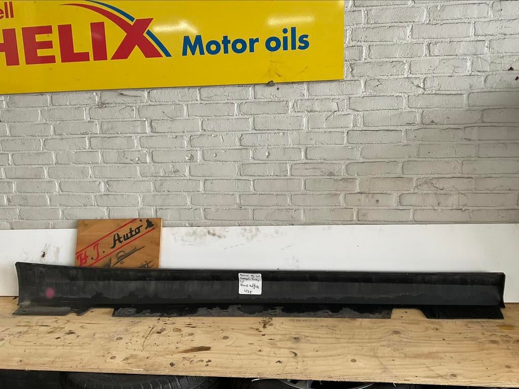 Sideskirt/dorpelkap links BMW E90,E91 Black Sapphire 475, Auto-onderdelen, Ophalen, Gebruikt