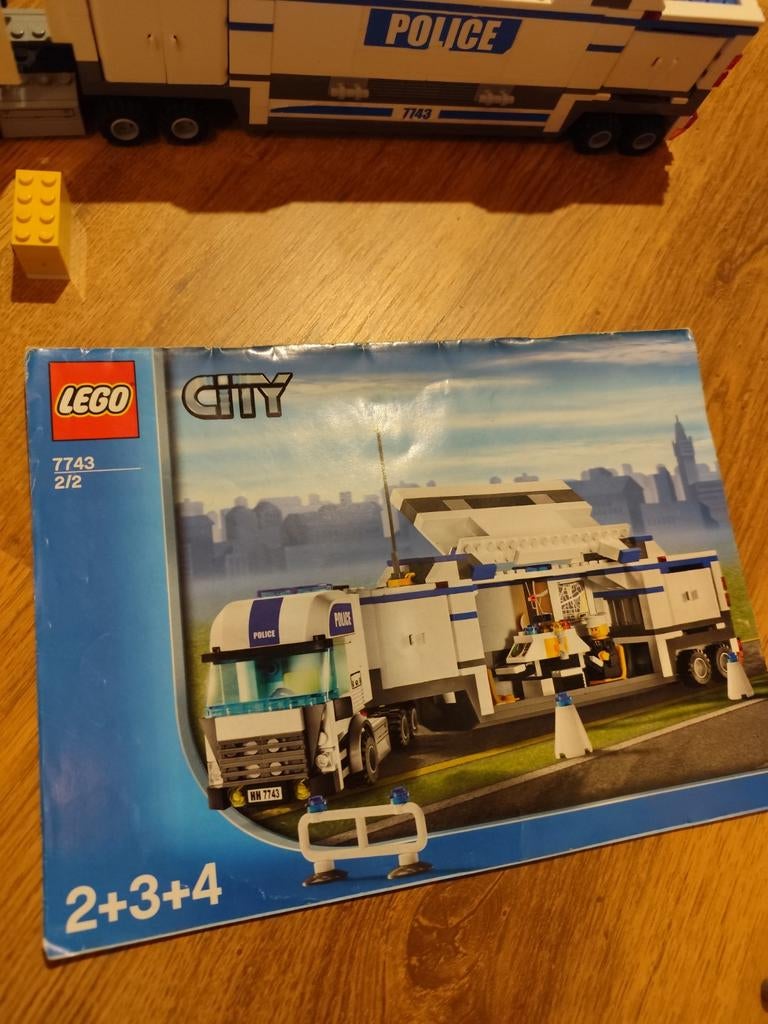 Lego city 7743 compleet met boekjes en minifigs, Ophalen of Verzenden, Zo goed als nieuw