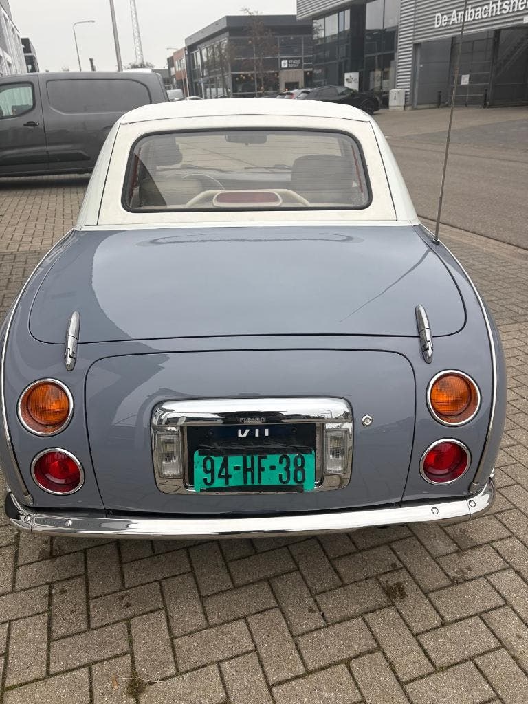Unieke LINKSgestuurde Nissan Figaro nieuw opgebouwd, foto 5