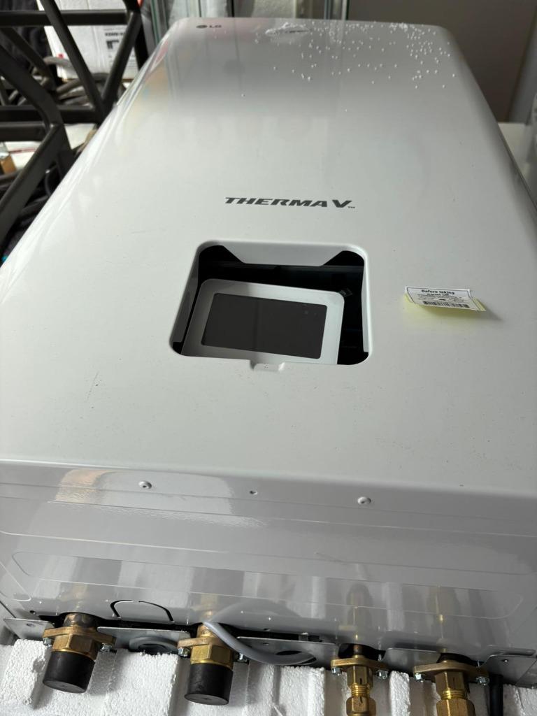 Warmtepomp nieuwe LG Split 4kW buitenunit 9kW binnenunit, Ophalen, Overige typen, Nieuw, 60 tot 150 cm