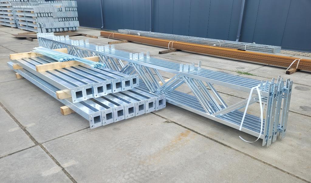 Staal constructie hal, werkplaats, garage 7x24 [168m2], Doe-het-zelf en Verbouw, Metalen, Ophalen, Nieuw, IJzer