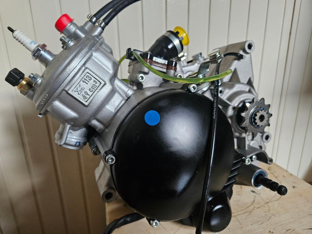 Minarelli AM6 blok 100% NIEUW & ORIGINEEL motorblok Gen2, Ophalen, TZR DT MRT BETA RR, Blok, Am6