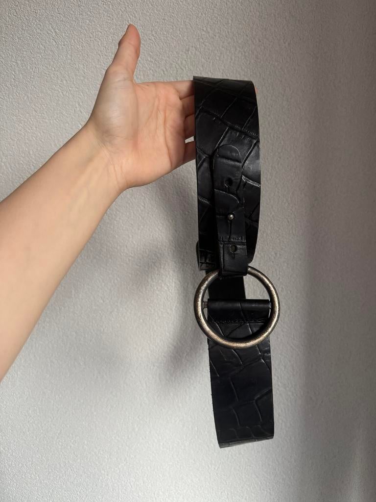 Vintage zwart leren riem met krokodillen print en ronde gesp, Vintage, 3 tot 5 cm, Vintage, 90 tot 100 cm