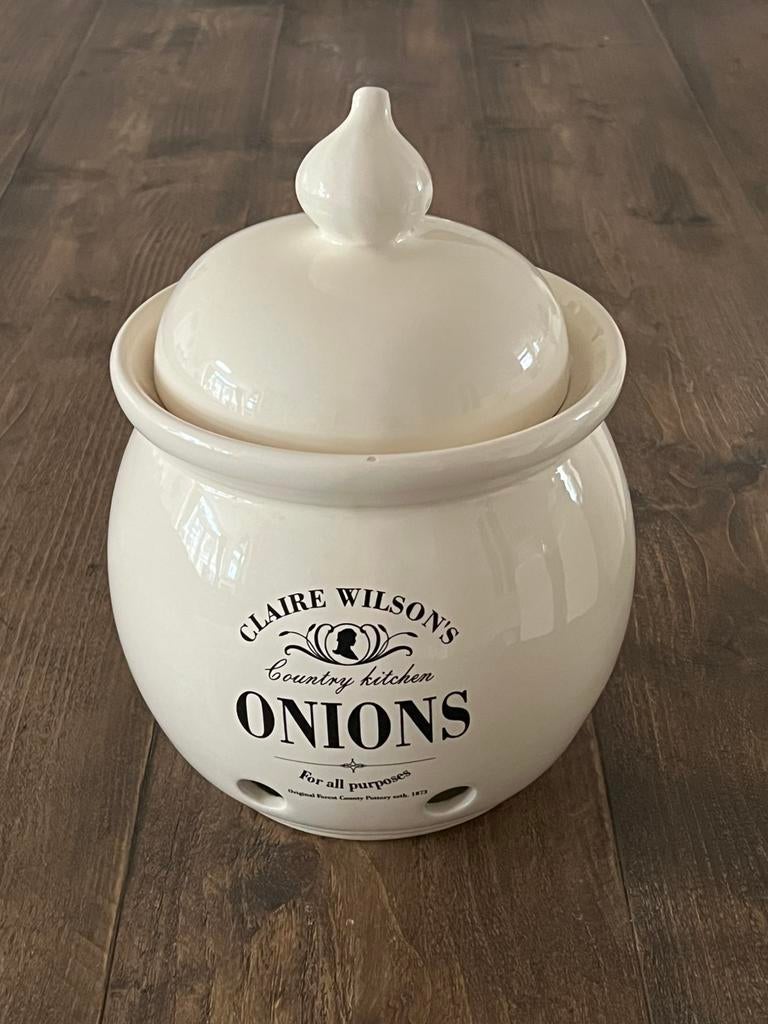 Claire Wilson’s ‘Onions’ voorraadpot voor uien. Vintage, Huis en Inrichting, Ophalen of Verzenden, Zo goed als nieuw, Overige materialen