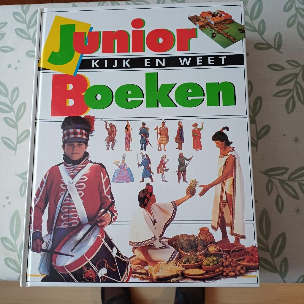 Junior kijk en weet boeken, Non-fictie, Zo goed als nieuw, Ophalen, Onbekend