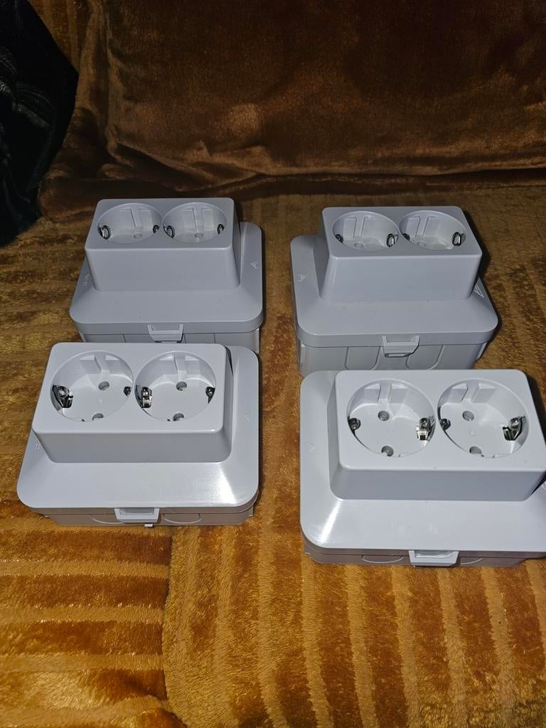 3 Nieuwe Attema Wanddozen met Stopcontact, Ophalen of Verzenden, Nieuw, Stopcontact