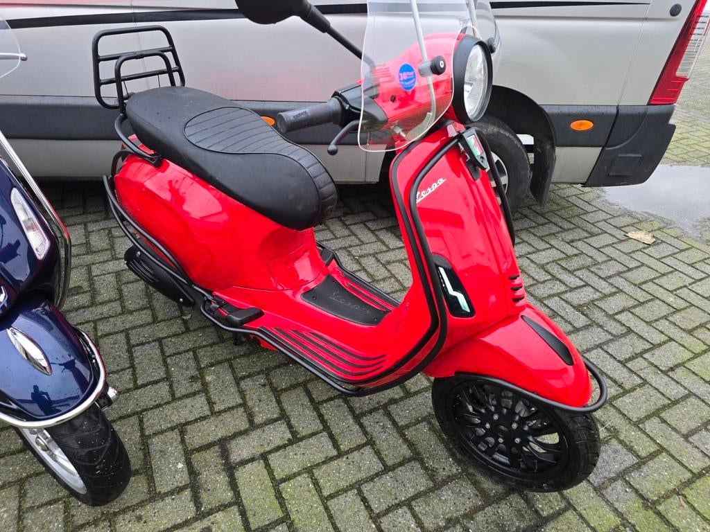 Vespa Primavera vol beugels windscherm led sprint, Ophalen, Italie, Vespa, Zo goed als nieuw