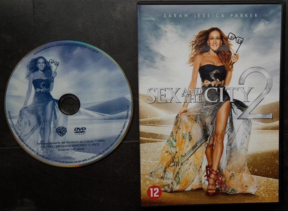 DVD - Sex and the City 2 - Film, Vanaf 12 jaar, Ophalen of Verzenden, Zo goed als nieuw, Romantische komedie