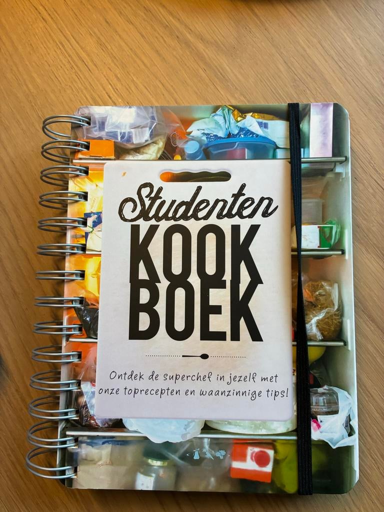 Studenten Kookboek - Ontdek de Superchef!, Boeken, Kookboeken, Zo goed als nieuw, Voorgerechten en Soepen, Nederland en België