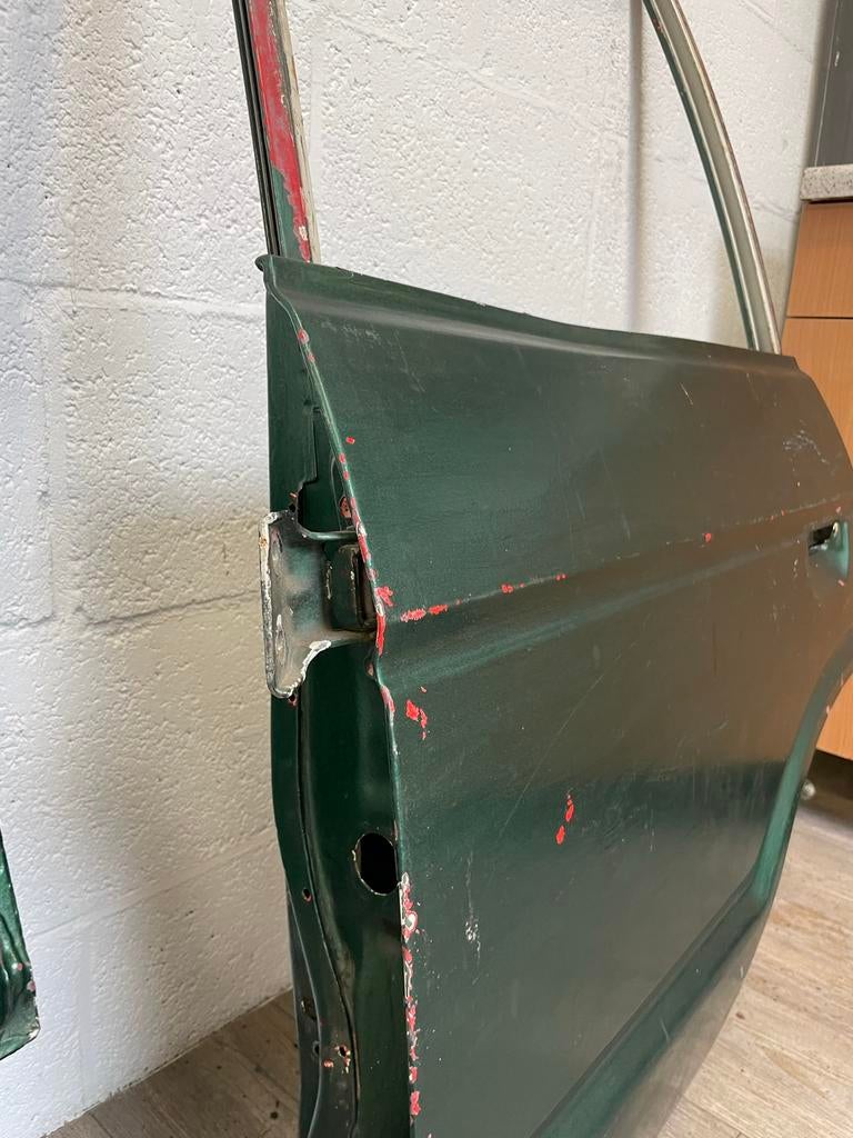Twee goede achter deuren Land Cruiser J6 HJ60/HJ61/FJ60, Auto-onderdelen, Ophalen, Gebruikt, Deur, Toyota