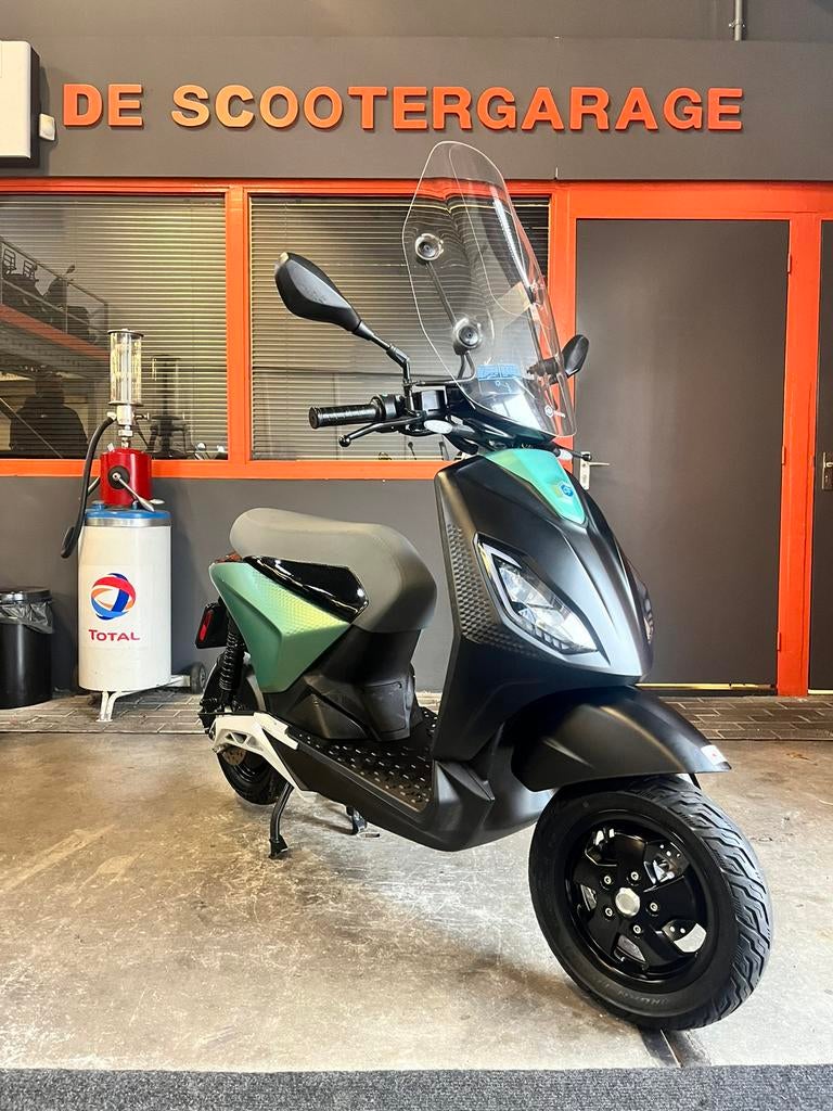 Piaggio One + brom 45km 2021 Demo, Ophalen, Gebruikt, Overige modellen, Piaggio