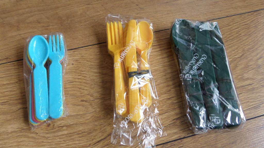12 delig kinder camping bestek hard kunststof nieuw, Ophalen of Verzenden, Nieuw