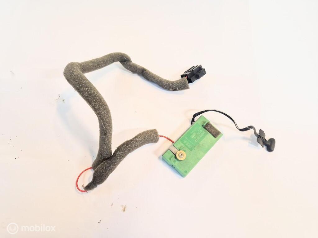 Antenne versterker Volvo V70 I 2.4 Europa ('97-'00) 9452009, Gebruikt, Ophalen of Verzenden, Volvo, Volvo