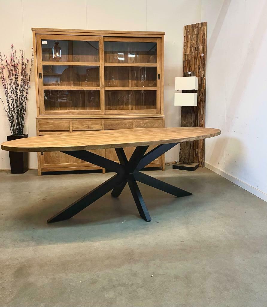 Ovale tafel met houten kruispoot massief teakhout<nieuw>, Huis en Inrichting, Tafels | Eettafels, Teakhout, Ophalen of Verzenden