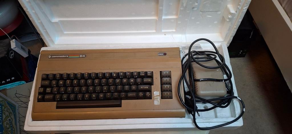Commodore 64 - Bijna Nieuwstaat!, Ophalen of Verzenden, Commodore