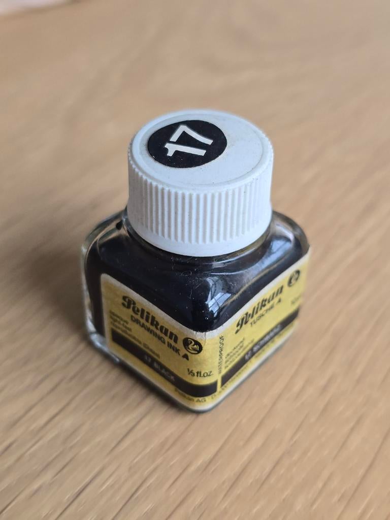 Antiek glazen potie Pelikan 10 ML zwarte inkt €7.50, Antiek en Kunst, Ophalen of Verzenden