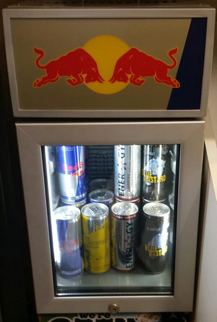 Redbulle koelkast heel weinig gebruikt zo goed als nieuw, Witgoed en Apparatuur, Ophalen of Verzenden, Zo goed als nieuw